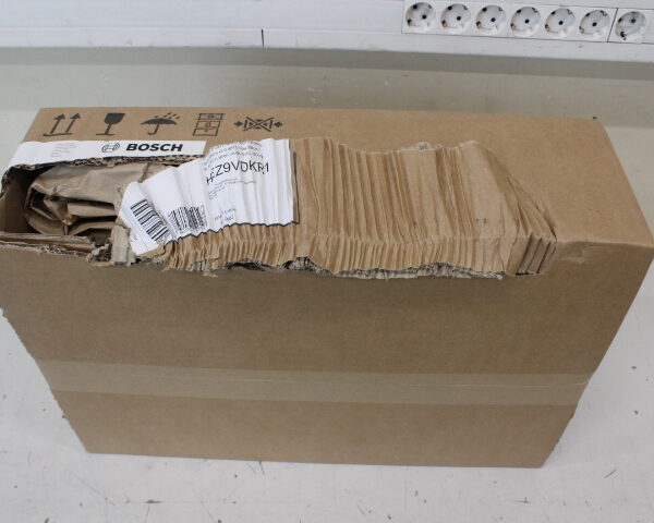 SALE OUT. | Bosch Recirculation kit S and L-bow (60cm) | HEZ9VDKR1 | Black | DAMAGED PACKAGING