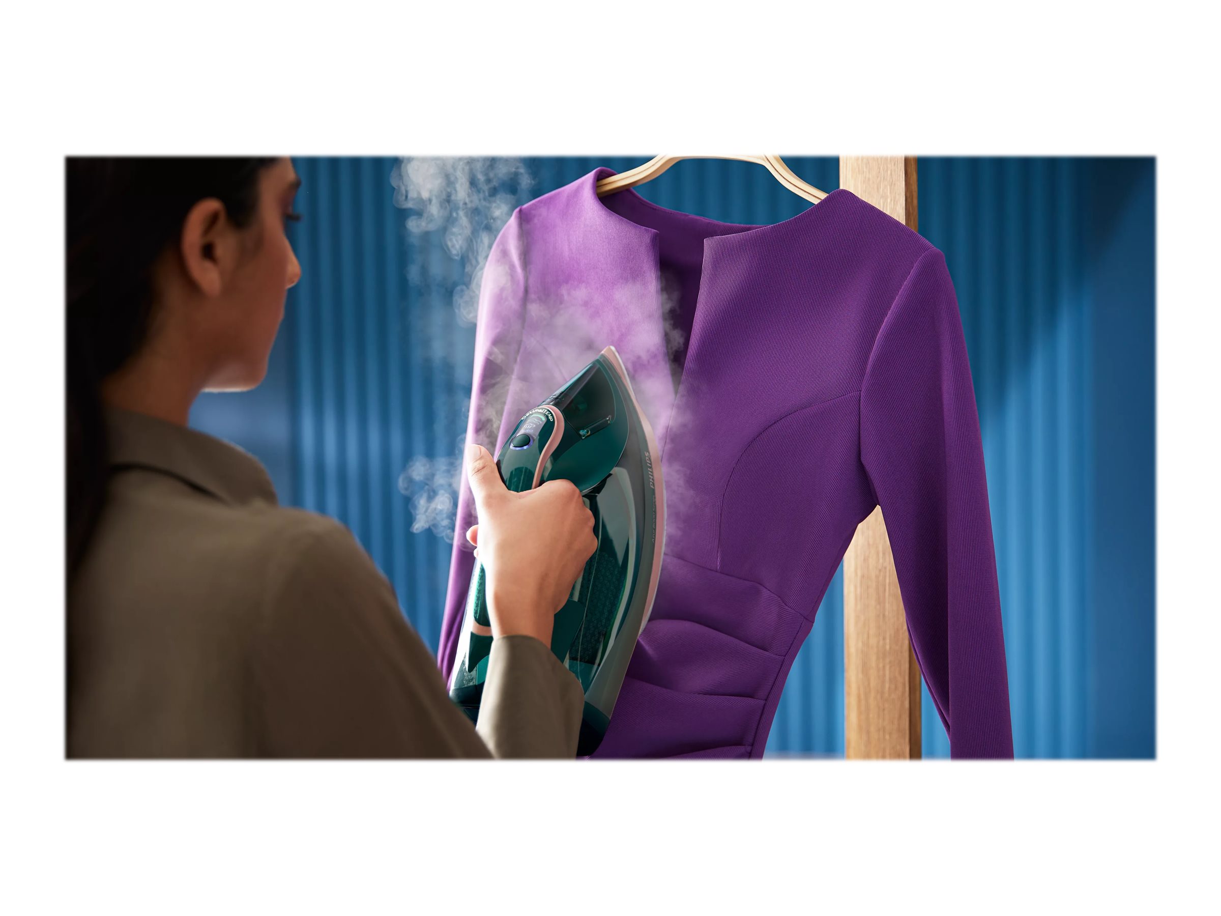 Philips | DST8030/70 Azur | Steam Iron | 3000 W | Water tank capacity 350 ml | Continuous steam 70 g/min | Green - Image 12