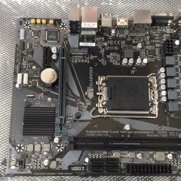 SALE OUT. Gigabyte H610M S2H V2 1.0 | Processor family Intel | Processor socket LGA1700 | DDR5 DIMM | Supported hard disk drive interfaces M.2, SATA | Number of SATA connectors 4 | REFURBISHED, WITHOUT ORIGINAL PACKAGING AND ACCESSORIES, ONLY BACK PANEL INCLUDED