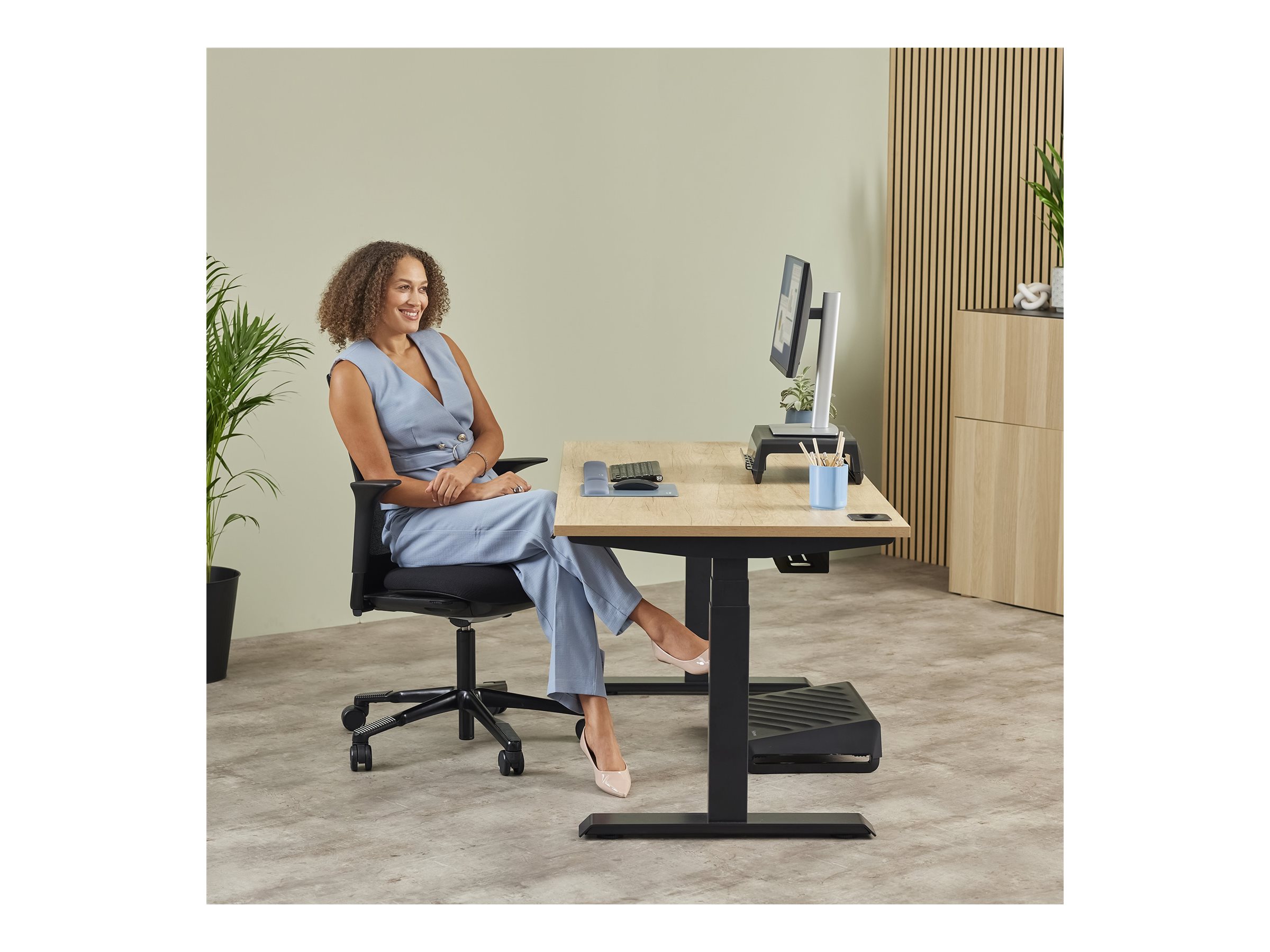 Fellowes | Breyta Compact Keyboard (TKL) Wrist Rest | Marine - Image 14