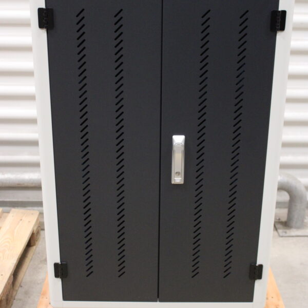 SALE OUT. Digitus Black | Charging Trolley 30 Notebooks / Tablets up to 15.6" | Pressure lock system with swiveling lever handle on the front and back door, lockable; Safety plug socket with switch on the side | REFURBISHED, USED, SCRATCHED ON THE LOWER LEFT SIDE, SMALL BEND ON THE LOWER FRONT SIDE