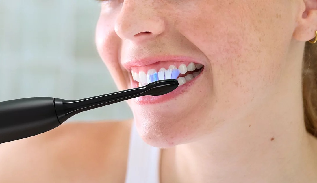 Philips HX6054/88 Sonicare Sensitive | Replacement brush heads | Heads | For adults | Number of brush heads included 4 | Black - Image 4