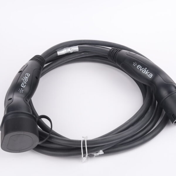 Evaka EV Charging Cable Type 2-Type 2, 22 kW, 32 A, 5 x 6 mm2, 1 x 0.5 mm2, 5 m | ITGAM3871 | Black