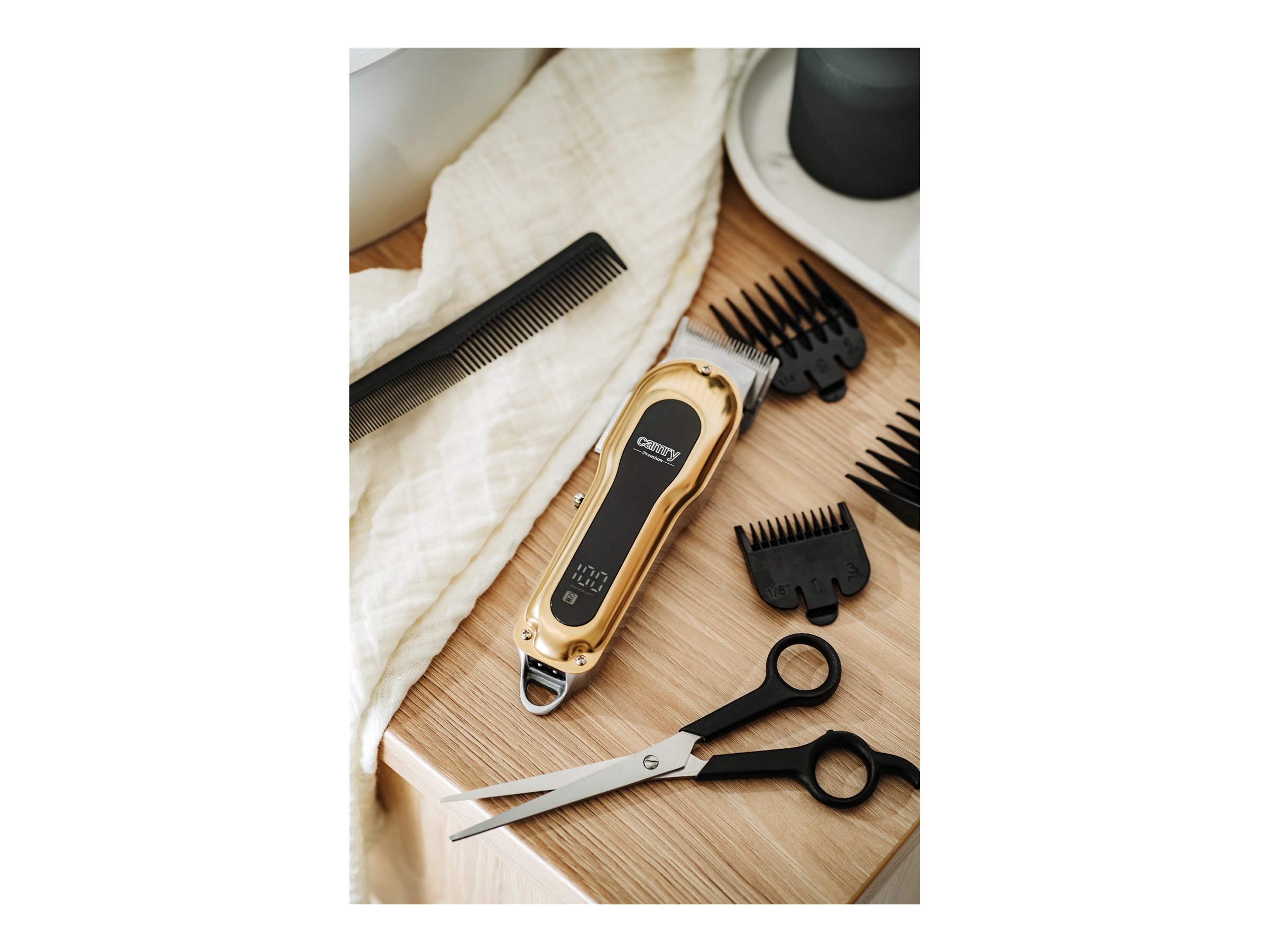 Camry Hair clipper with LCD display | CR 2844 | Cordless | Number of length steps 4 | Gold - Image 22