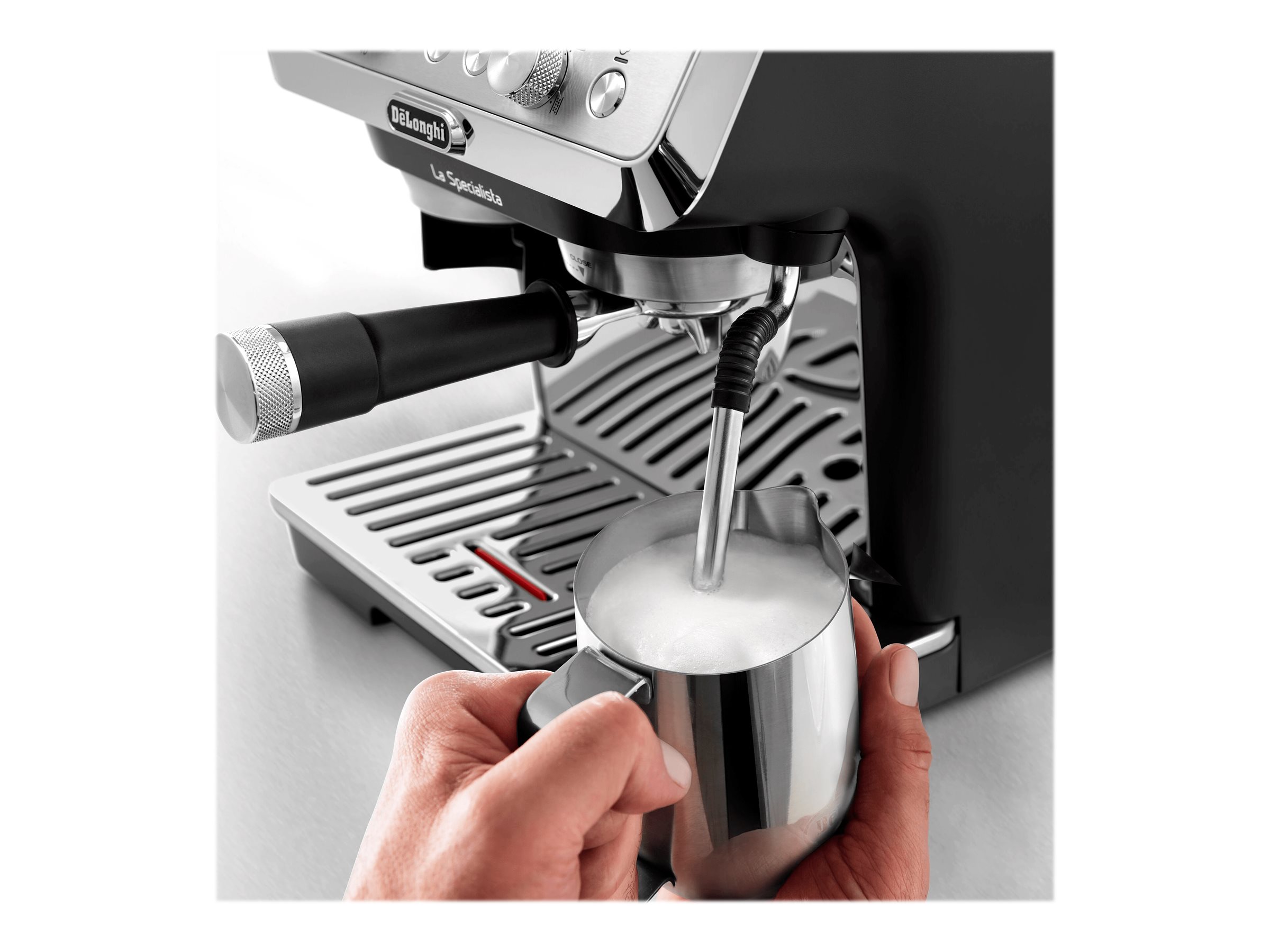 Delonghi Coffee machine | EC9155.MB | Pump pressure 15 bar | Built-in milk frother | Manual | Metal Black | 1400 W - Image 4