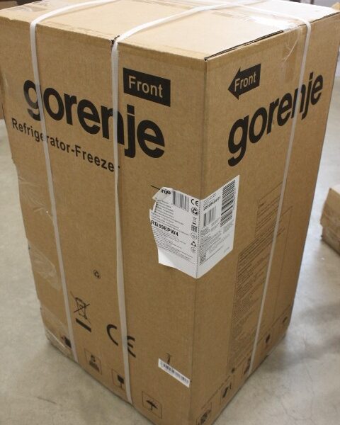 SALE OUT. Gorenje RB39EPW4 Refrigerator, E, Free standing, Larder, Height 84.2 cm, Net Fridge 75 L, White | Gorenje Refrigerator | RB39EPW4 | Energy efficiency class E | Freestanding | Larder | Height 84.2 cm | 38 dB | White | DAMAGED PACKAGING, DENT ON THE DOOR AND BACK SIDE, DAMAGED PAINT