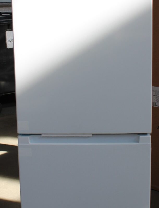 SALE OUT. Gorenje NRK418ECW4 Refrigerator, E, Free standing, Bottom freezer, Height 182 cm, Net Fridge 171 L, Net Freezer 85 L, White | Gorenje Refrigerator | NRK418ECW4 | Energy efficiency class E | Free standing | Combi | Height 182.4 cm | No Frost system | Fridge net capacity 171 L | Freezer net capacity 85 L | 41 dB | White | DAMAGED PACKAGING - Image 5
