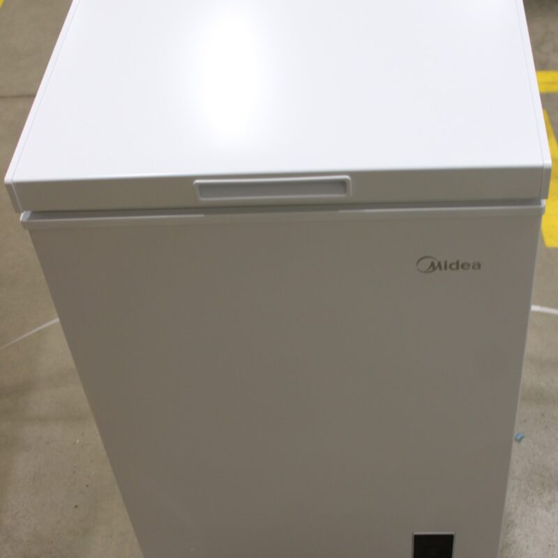 SALE OUT. | Midea Freezer | MDRC152FEE01 | Energy efficiency class E | Chest | Free standing | Height 85 cm | Total net capacity 99 L | White | UNPACKED, DAMAGED PACKAGING, SCRATCHED ITEM BACK SIDE