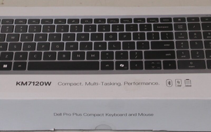 SALE OUT. | Dell | Keyboard and Mouse | KM7120W | Wireless | 2.4 GHz, Bluetooth 5.0 | Batteries included | Bluetooth | Wireless connection | US | Titan Gray | REFURBISHED