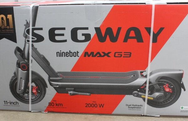 SALE OUT. | Segway MAX G3 E | eKickScooter | 2000 W | Up to 25 km/h | 11 " | 24 month(s) | Black | DAMAGED PACKAGING