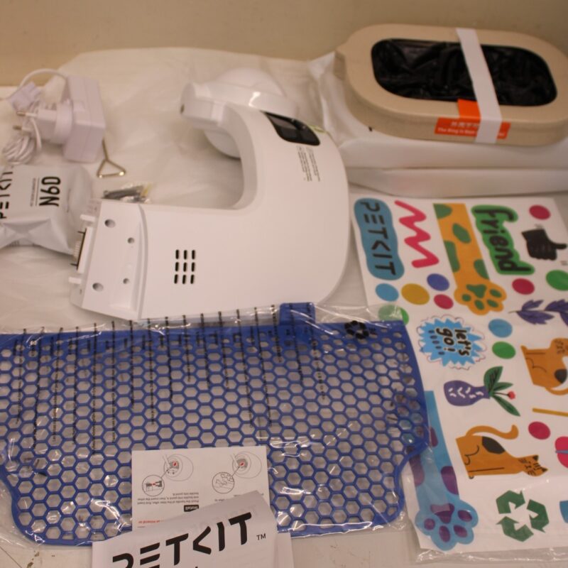 SALE OUT. PETKIT Automatic Cat Litter Box | Purobot Ultra | White | USED, SRATCHED, MISSIG INNER PACKAGING | 24 month(s) - Image 2