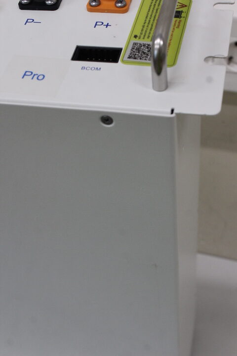SALE OUT. DEYE ESS HV BOS-G PRO PDU | Deye ESS HV BOS-G PRO PDU | 118 month(s) | UNPACKED, SCRATCHED ITEM WITH INSTALLATION MARKS - Image 7