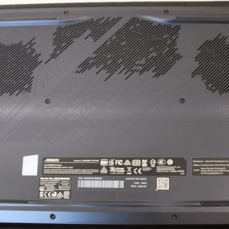SALE OUT. Gigabyte AORUS 16X 9SG-43EEC94SH 16" QHD i7-13650HX/16GB/1TB/RTX 4070/Win11 Home/ENG kbd/2Y Warranty | Gigabyte AORUS 16X 9SG-43EEC94SH | Gray | 16 " | WQXGA | 2560 x 1600 pixels | Intel Core i7 | i7-13650HX | 16 GB | DDR5 | Solid-state drive capacity 1000 GB | NVIDIA GeForce RTX 4070 | GDDR6 | 8 GB | Windows 11 Home | 802.11be | Bluetooth version 5.4 | Keyboard language English | Keyboard backlit | Warranty 20 month(s) | REFURBISHED, SCRATCHED - Image 3