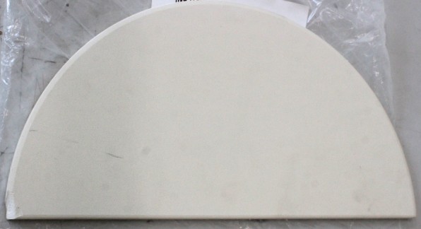 SALE OUT. TunaBone | Half moon pizza stone, 190 mm for Kamado 23/24inch | CHIPPED CORNER