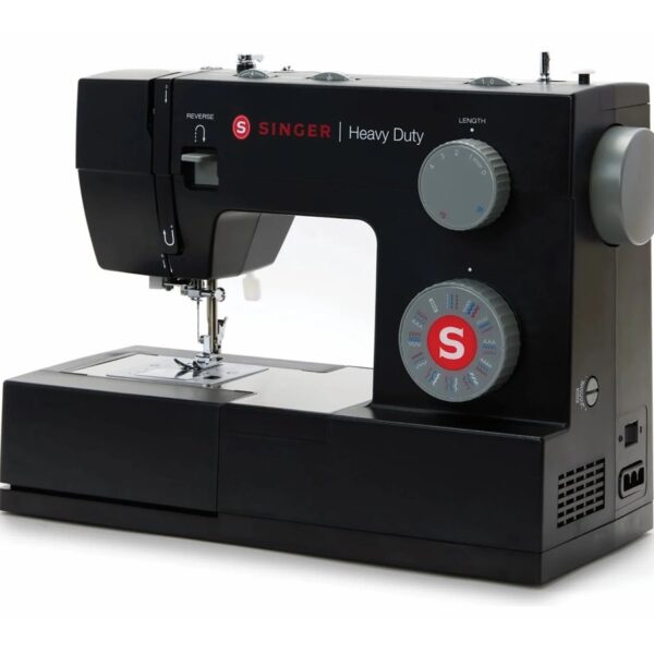 Singer Sewing machine | 4432 Heavy Duty | Number of stitches 32 | Black