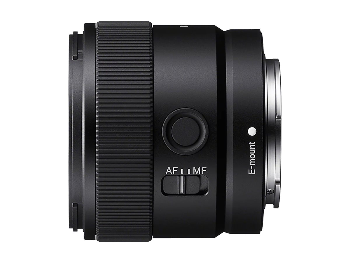Sony | SEL11F18 E 11mm F1.8 Wide-Angle APS-C Lens | Sony - Image 3