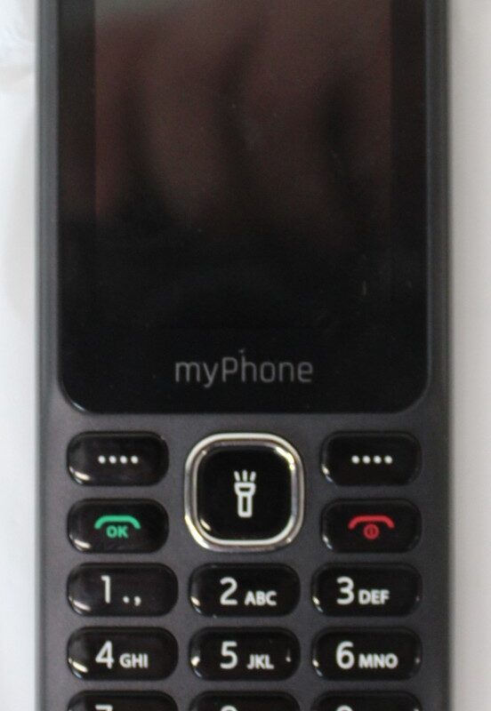 SALE OUT. myPhone 6320 (Black) Dual SIM 2.4" TFT 240x320/32MB/microSD/2G | myPhone 6320 | Black | 2.4 " | TFT | 32 MB | 32 MB | Dual SIM | Main camera resolution 0.3 MP | 100 mAh | Warranty 24 month(s) | DAMAGED PACKAGING