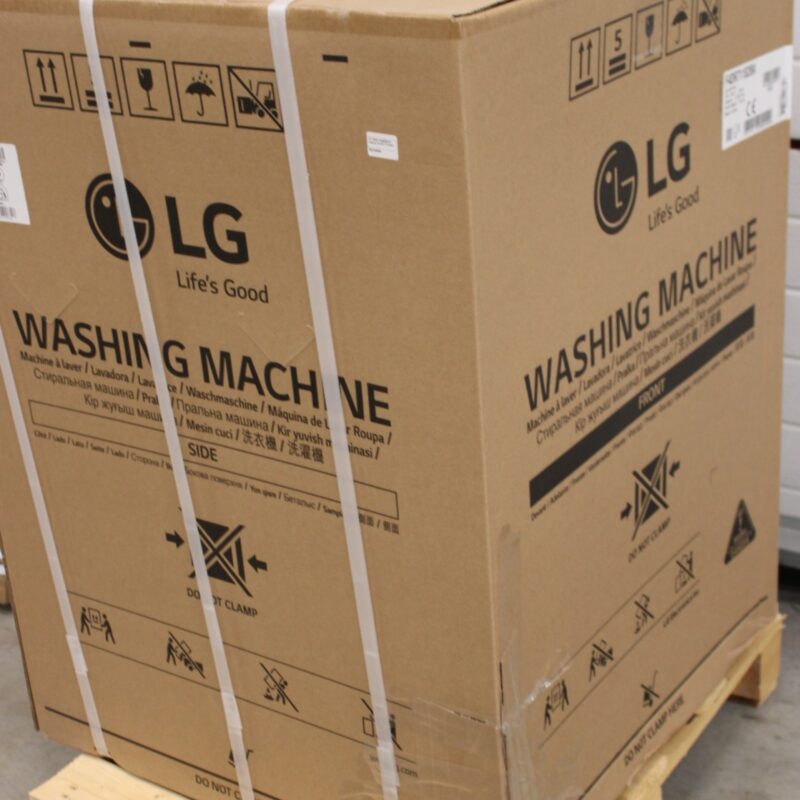 SALE OUT. LG F4DR711S2BA Washing machine, A, Front loading, Washing capacity 11 kg, Depth 56,5 cm, 1360 RPM, Black | LG | Washing Machine with Dryer | F4DR711S2BA | Energy efficiency class A/D | Front loading | Washing capacity 11 kg | 1400 RPM | Depth 57 cm | Width 60 cm | Display | TFT | Drying system | Drying capacity 6 kg | Steam function | Direct drive | Wi-Fi | Black | DAMAGED PACKAGING