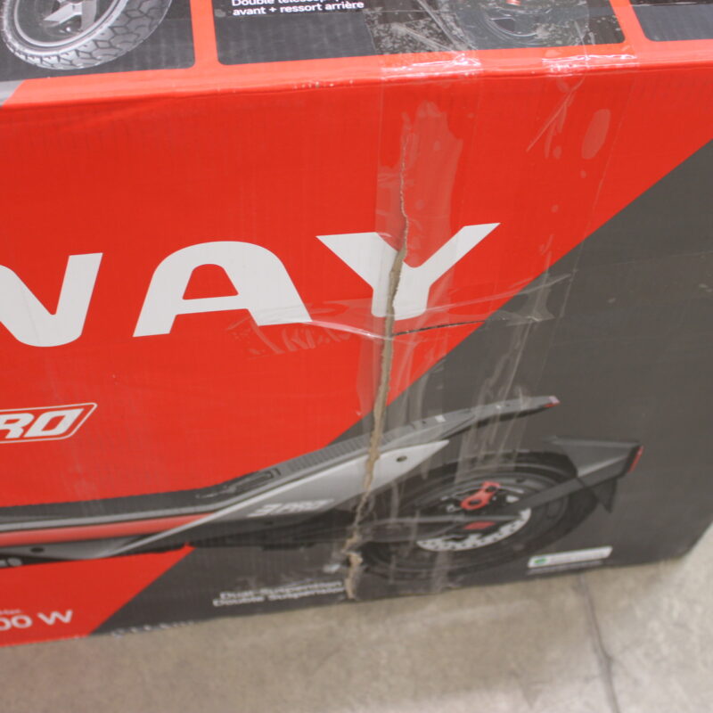 SALE OUT. Ninebot by Segway Kickscooter ZT3 Pro E, Black | Segway Ninebot Kickscooter ZT3 Pro E | 1600 W | 25 km/h | 11 " | 24 month(s) | Black | DAMAGED PACKAGING, SCRATCHED, DIRTY, MOUNTING MARKS - Image 2