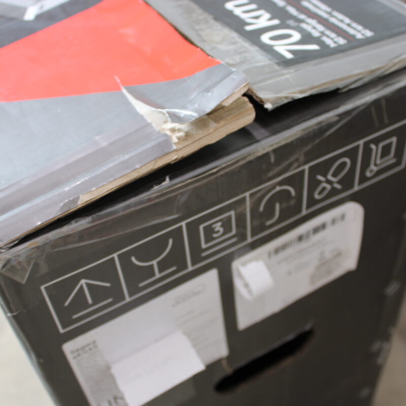 SALE OUT. Ninebot by Segway Kickscooter ZT3 Pro E, Black | Segway Ninebot Kickscooter ZT3 Pro E | 1600 W | 25 km/h | 11 " | 24 month(s) | Black | DAMAGED PACKAGING, SCRATCHED, DIRTY, MOUNTING MARKS - Image 6
