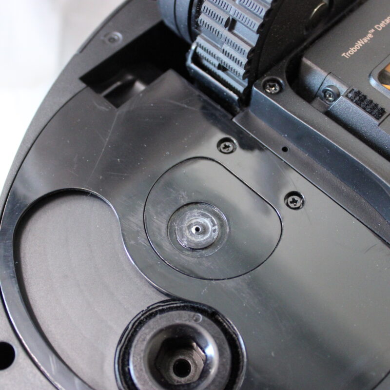 SALE OUT. MOVA MOBIUS 60 Robot Vacuum, Black | MOVA Robot Vacuum | MOBIUS 60 | Wet&Dry | 6400 mAh | Dust capacity 3.2 L | 30000 Pa | Black | DAMAGED PACKAGING, ITEM AND PARTS ARE SCRATCHED, DIRTY AND WET. USED LIQUID BOTTLES | 36 month(s) - Image 9