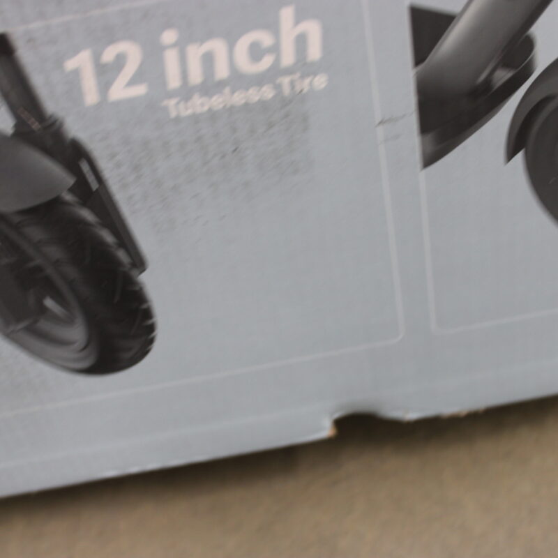 SALE OUT. Xiaomi Electric Scooter 6 Max GL | Xiaomi 24 month(s) | DAMAGED PACKAGING, PAINT AND BODY (NEAR SCREEN). MISSING INNER PACKAGING. ITEM IS SCRATCHED, DIRTY - Image 4