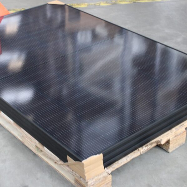 SALE OUT. | TrinaSolar 455 W | VERTEX S+ NEG9R.25 | Full Black | N-Type Dual Glass TOPCon Monocrystalline | 300 month(s) | DAMAGED PAINT