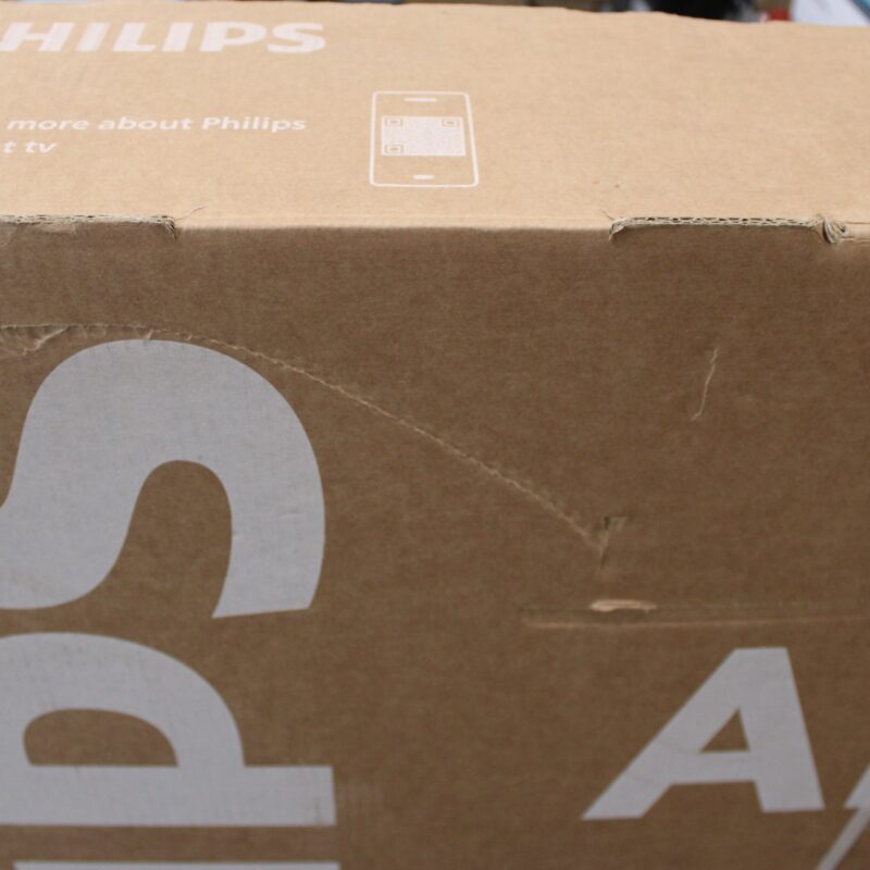 SALE OUT. Philips 75MLED920/12 75" (189cm) 4K QD MiniLED Ambilight TV | SALE OUT. Philips | 4K Ambilight TV | 75MLED920/12 | 75" | Smart TV | TITAN OS | 4K UHD | Black | DAMAGED PACKAGING - Image 4