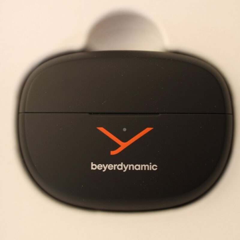 SALE OUT. Beyerdynamic Amiron Zero Open TWS clip earbuds with charging case and USB cable, Sport Sample DEMO | Beyerdynamic DEMO | Warranty 24 month(s) - Image 2
