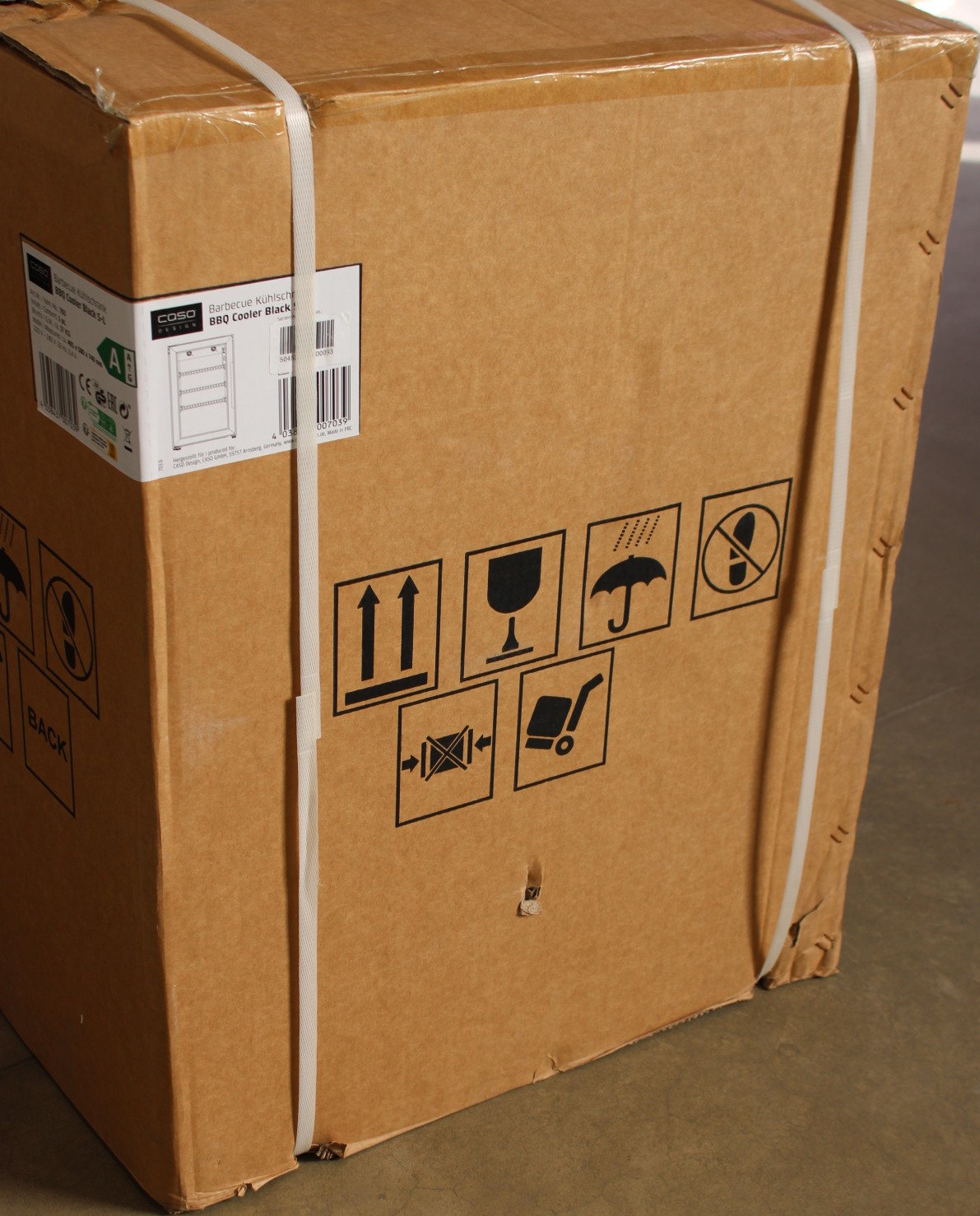 SALE OUT. | Caso Barbecue Cooler | S-L | Energy efficiency class F | Free standing | Black | DAMAGED PACKAGING, DENTED TOP AND BACKSIDE - Image 2
