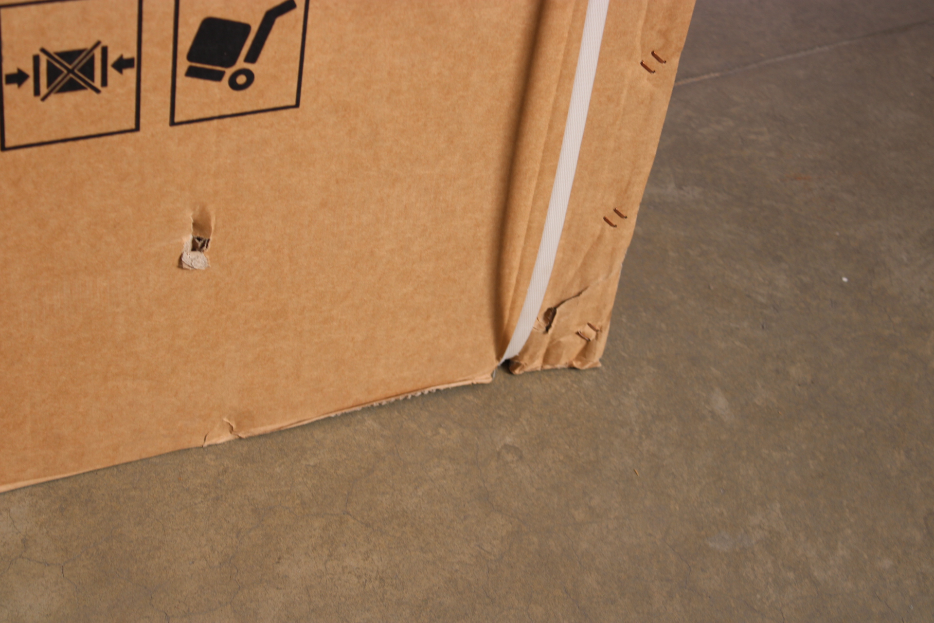 SALE OUT. | Caso Barbecue Cooler | S-L | Energy efficiency class F | Free standing | Black | DAMAGED PACKAGING, DENTED TOP AND BACKSIDE - Image 4