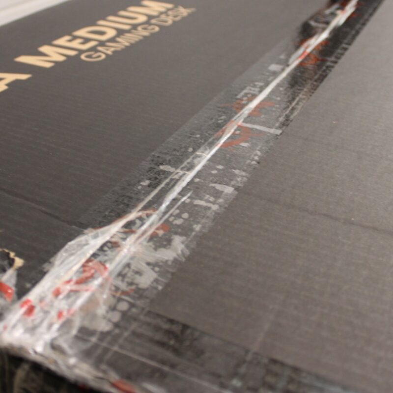 SALE OUT. | Arozzi Gaming Desk | Arena Medium | Pure Black | DAMAGED PACKAGING AND LAMINATE. SCRATCHED PARTS AND TABLE TOP. | 24 month(s) - Image 3