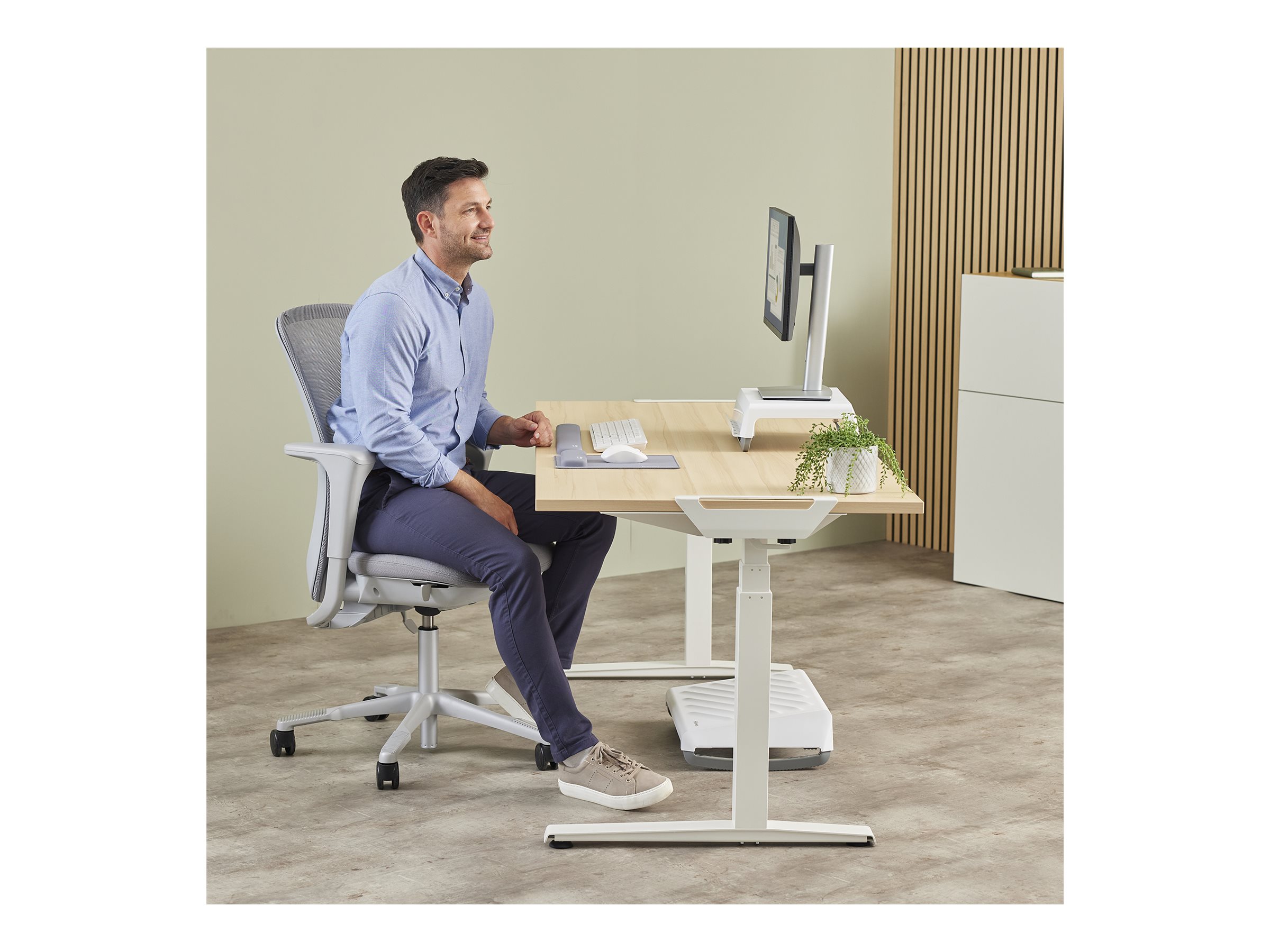 Fellowes | Breyta Palm Wrist Rest | Grey - Image 16