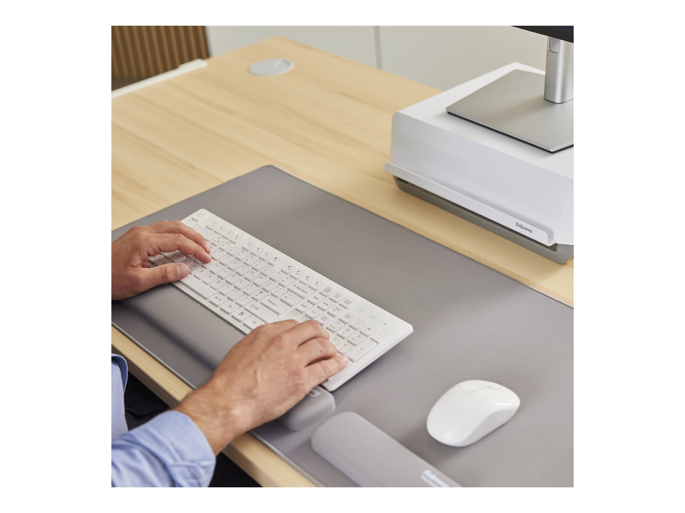 Fellowes | Breyta Palm Wrist Rest | Grey - Image 19