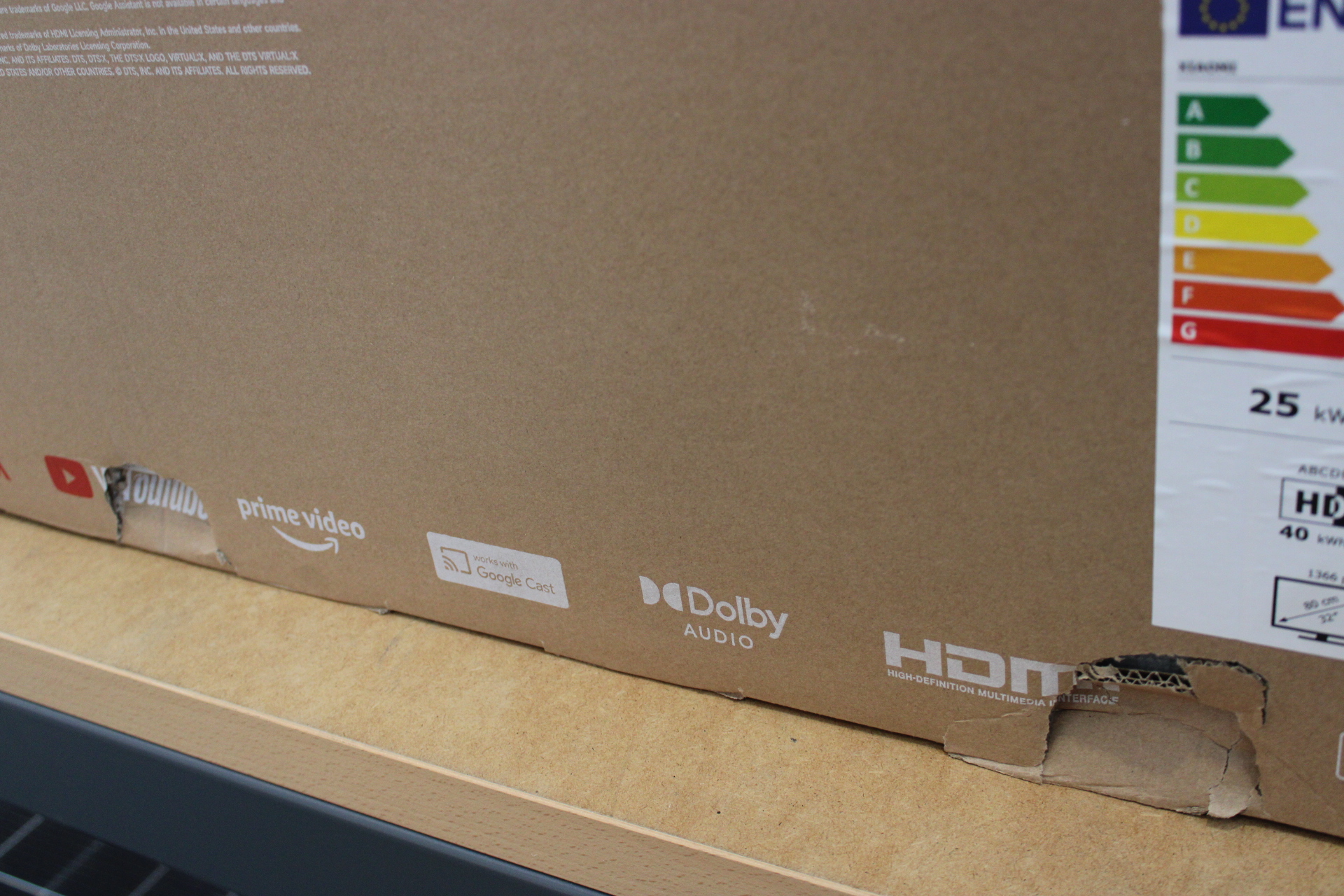 SALE OUT. | Xiaomi QLED TV A Pro 2026 | 32" | Smart TV | Google TV | HD | Dark Gray | DAMAGED PACKAGING, CRACKED BODY (BACKSIDE, BOTTOM) - Image 2