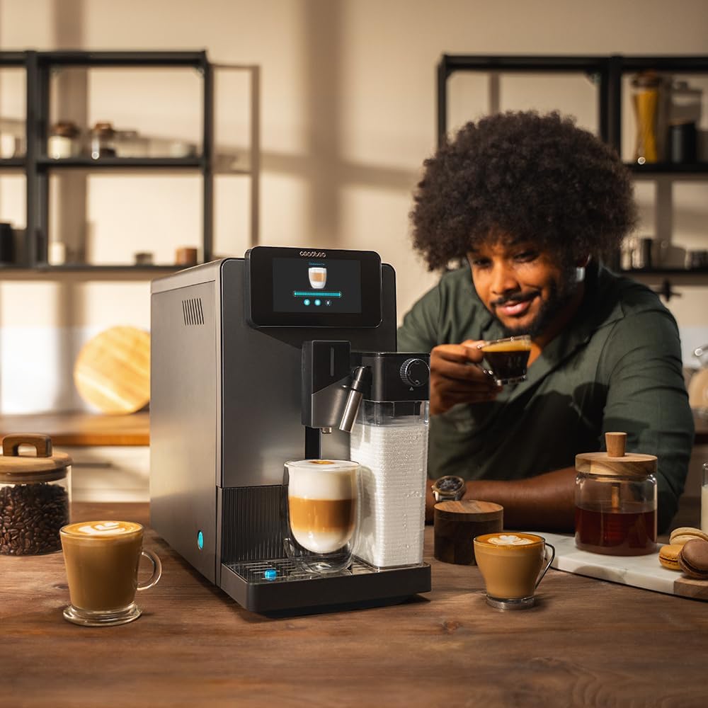 Cecotec Coffee machine | Cremmaet Latte Touch | Pump pressure 19 bar | Built-in milk frother | Super-automatic | Black | 1500 W - Image 2