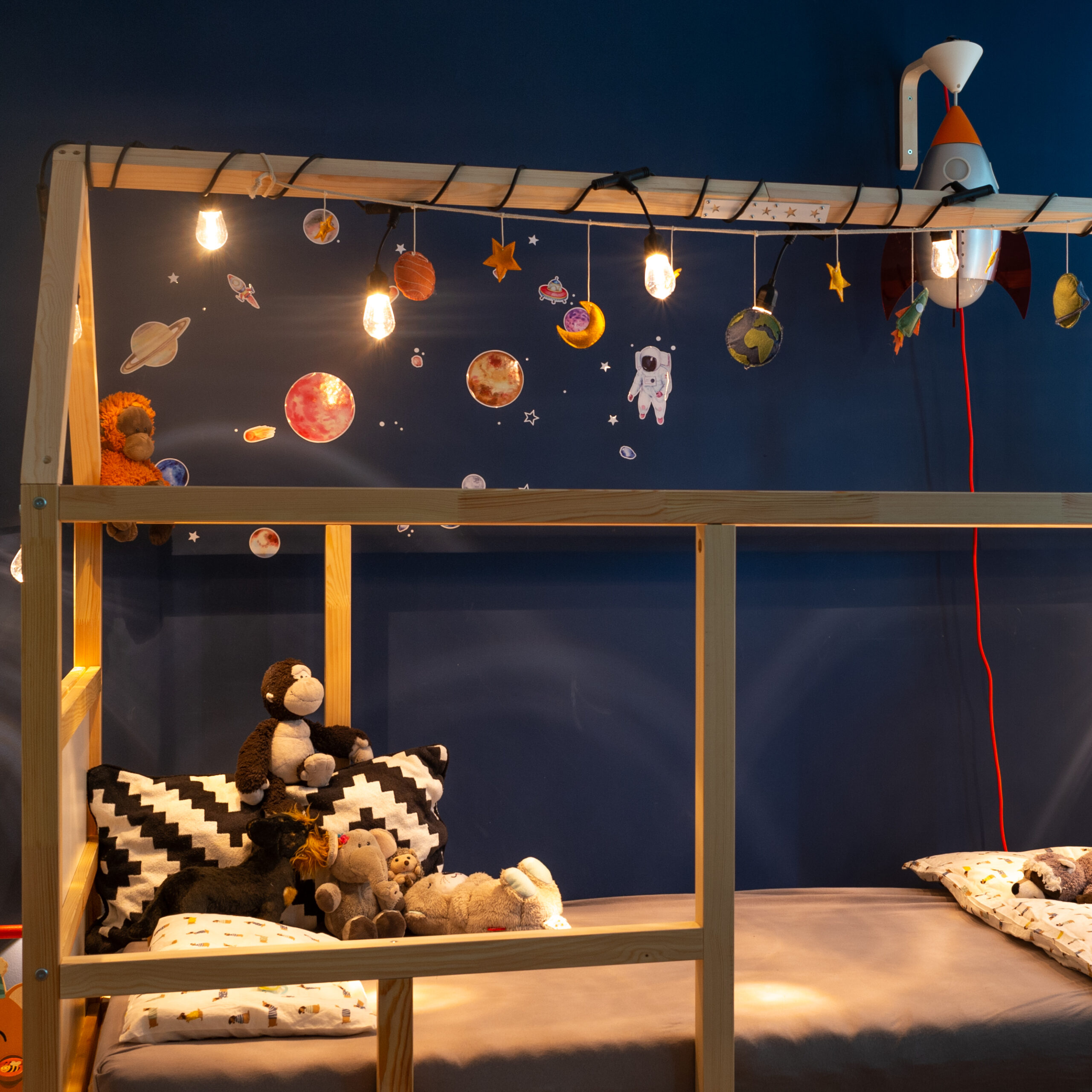 Osram SMART+ Outdoor String Light IP44 RGBW | 4.50 W | Warm White, RGB | Wi-Fi - Image 7