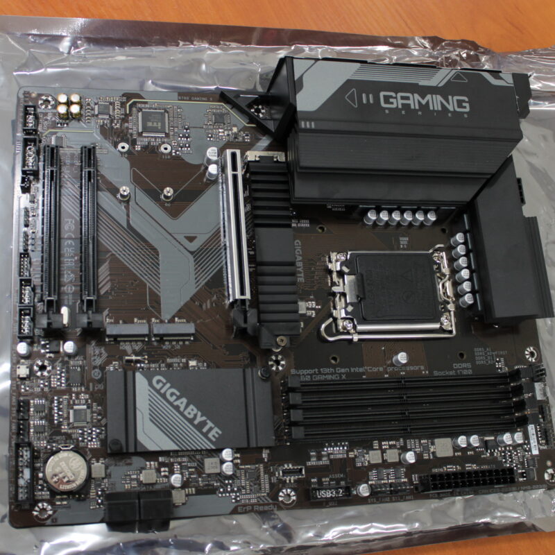 SALE OUT. | Gigabyte B760 GAMING X 1.0 M/B | Processor family Intel | Processor socket LGA1700 | DDR5 DIMM | Memory slots 4 | Supported hard disk drive interfaces SATA, M.2 | Number of SATA connectors 4 | Chipset Intel B760 Express | ATX | WITHOUT ORIGINAL PACKAGING, MANUALS AND ACCESORIES ONLY BACK PANEL - Image 2