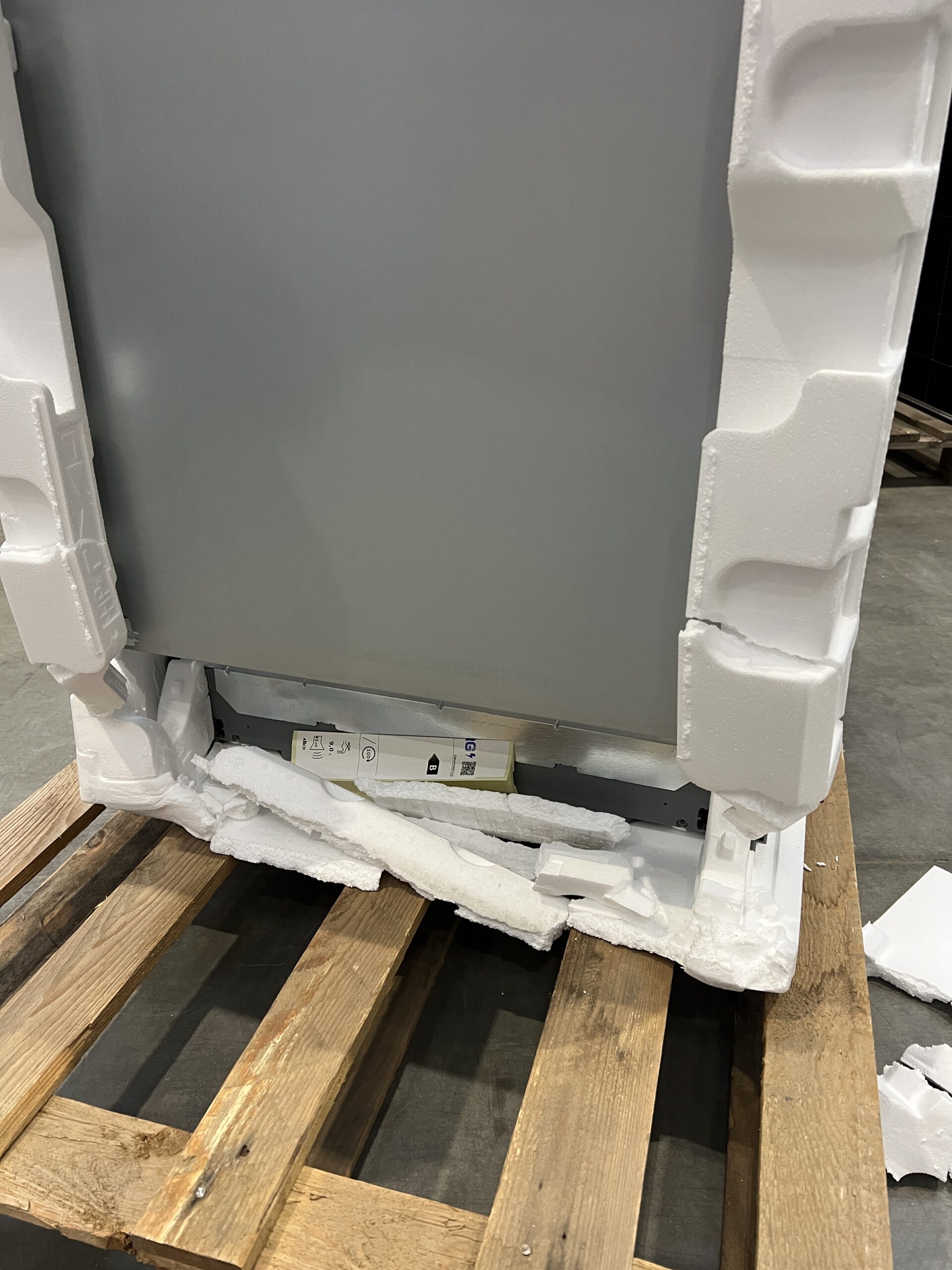 SALE OUT. | SALE OUT. Dishwasher | SMV4EMX71S | Built-in | Width 60 cm | Number of place settings 14 | Number of programs 6 | Energy efficiency class B | Display | AquaStop function | White | DAMAGED PACKAGING, SCRATCHED FRONT - Image 3