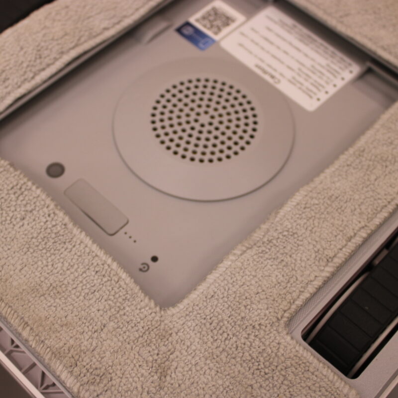 SALE OUT. | Ecovacs WINBOT W2S PRO OMNI Window Cleaning Robot DEMO, WET, DIRTY - Image 3